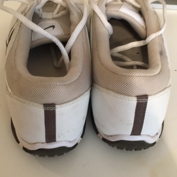 Used nike golf shoes women’s size 6.5 - Picture 3 of 3